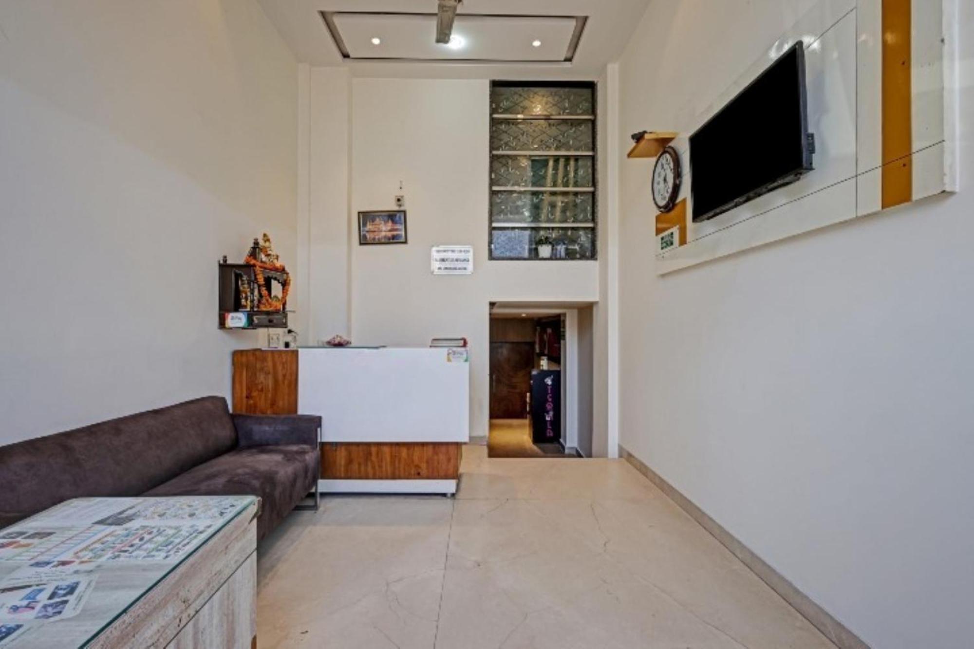 Homely By- Lee Cashew International Group Of A1rooms Hotel New Delhi